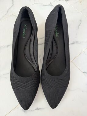 Burudani Chunky Pointed Heel Pumps Closed Toe Sustainable Knitted Work Shoe